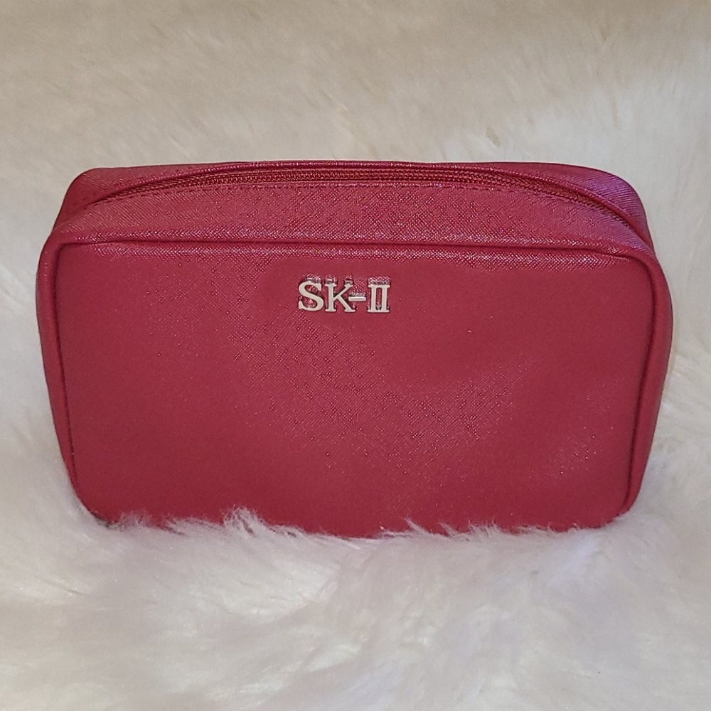 ⭕️5/$25⭕️ Like New! SK-11 Cosmetic Pouch